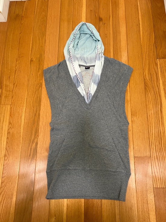 Free People Tops - Free People Gray Sleeveless V-Neck Hoodie Top with Light Blue Hood
